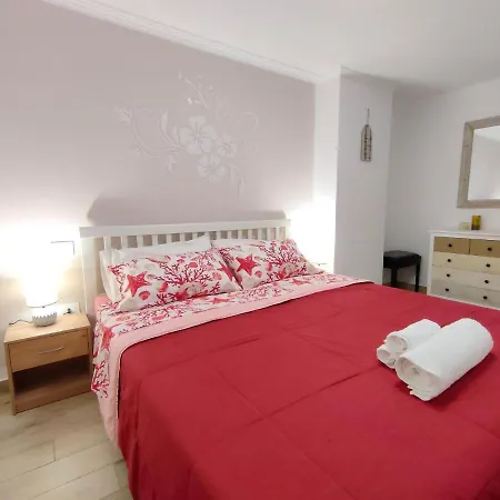 Cosy In With Shared Pool Pesaro