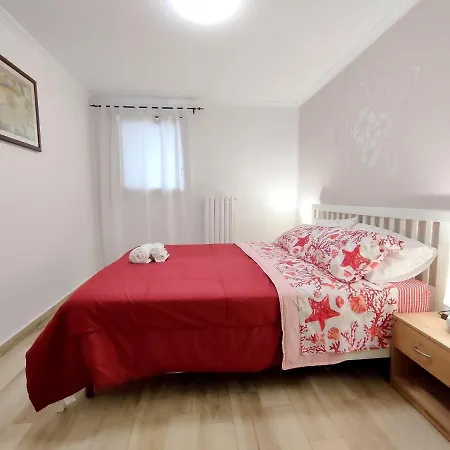 Cosy In With Shared Pool Apartment